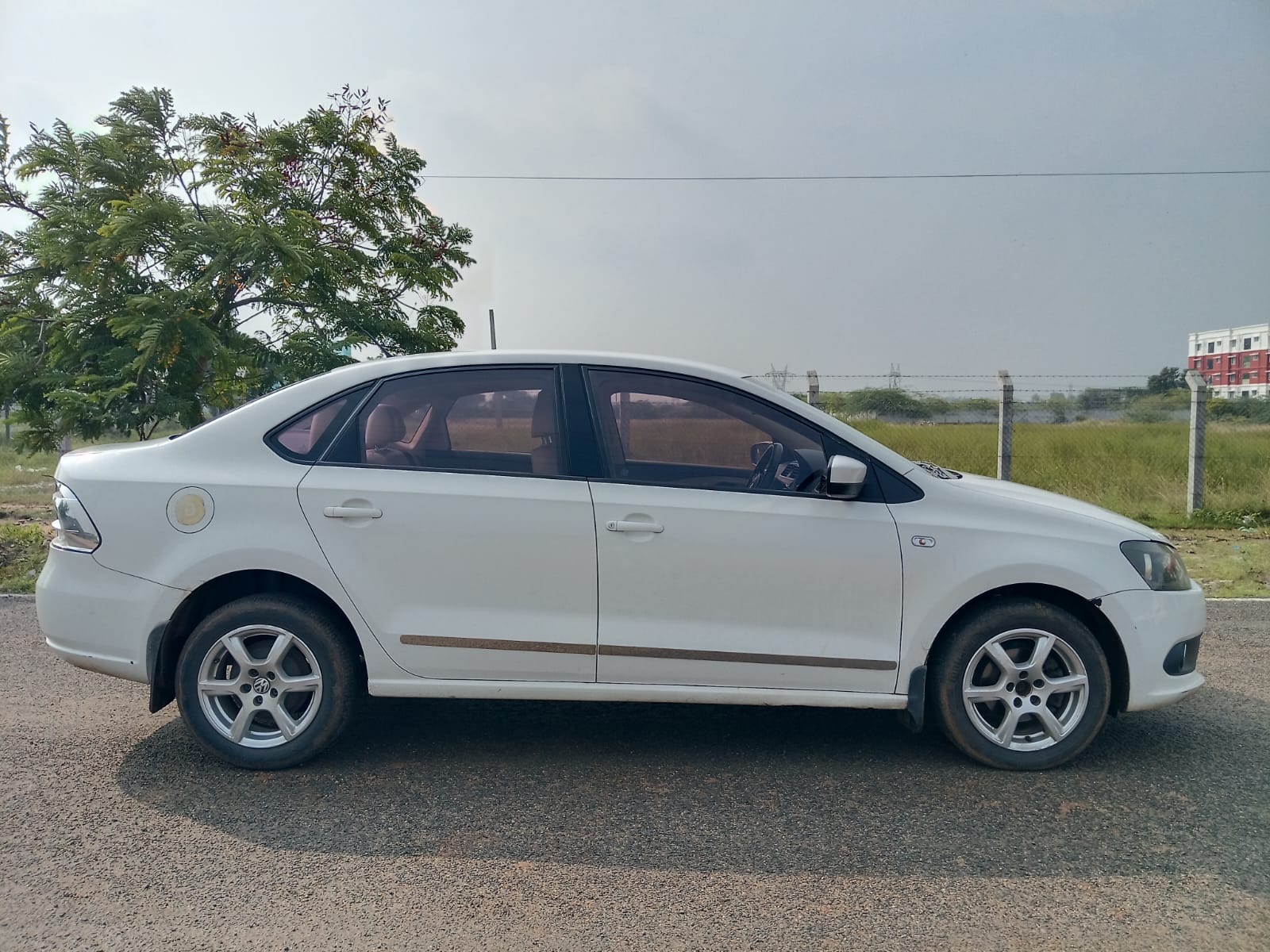 Volkswagen Vento(2012-2014) Highline Diesel